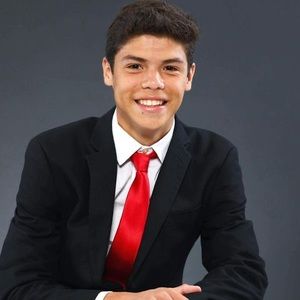 Meet your Posher, Diego